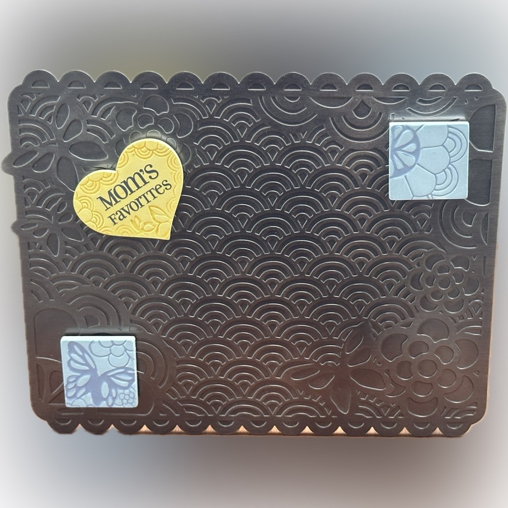 Hallmark Moms Favorites Metallic Picture Frame with Three Magnetic Tiles
